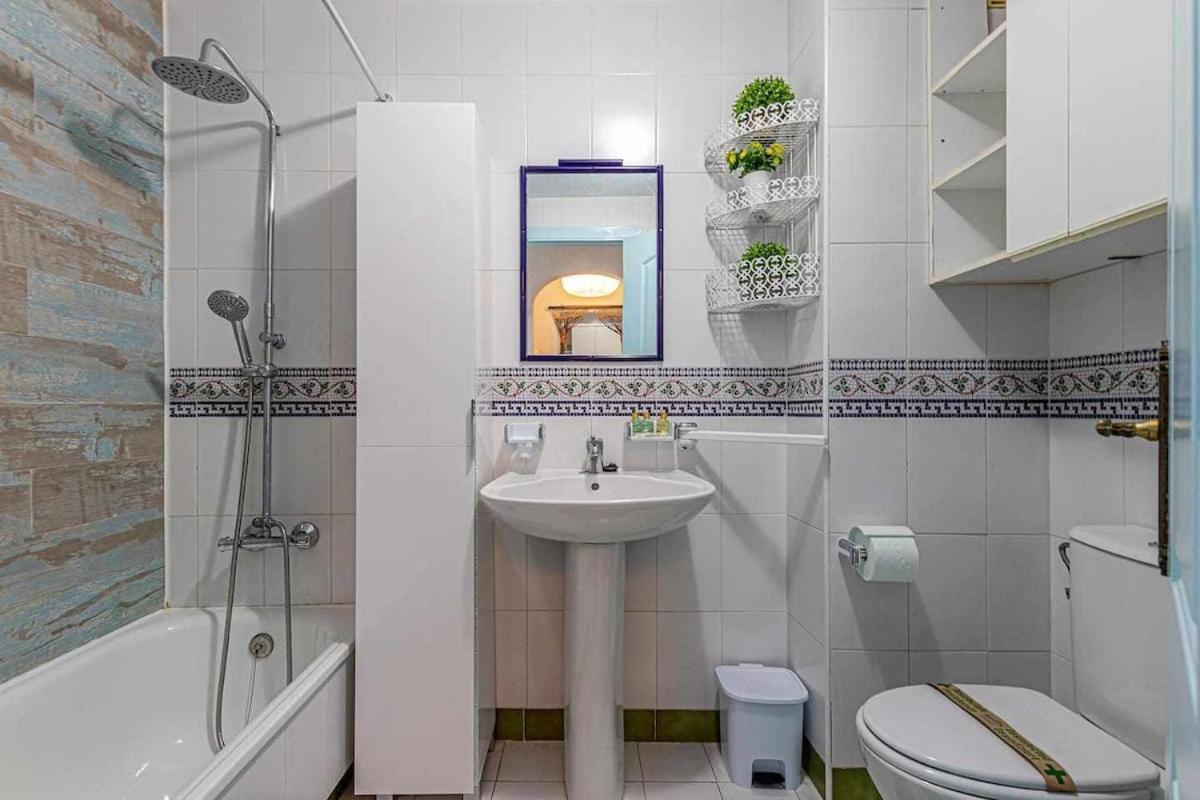797 Holiday Rentals - Luminoso Piso Para 4 En Arroyo De La Miel Extérieur photo